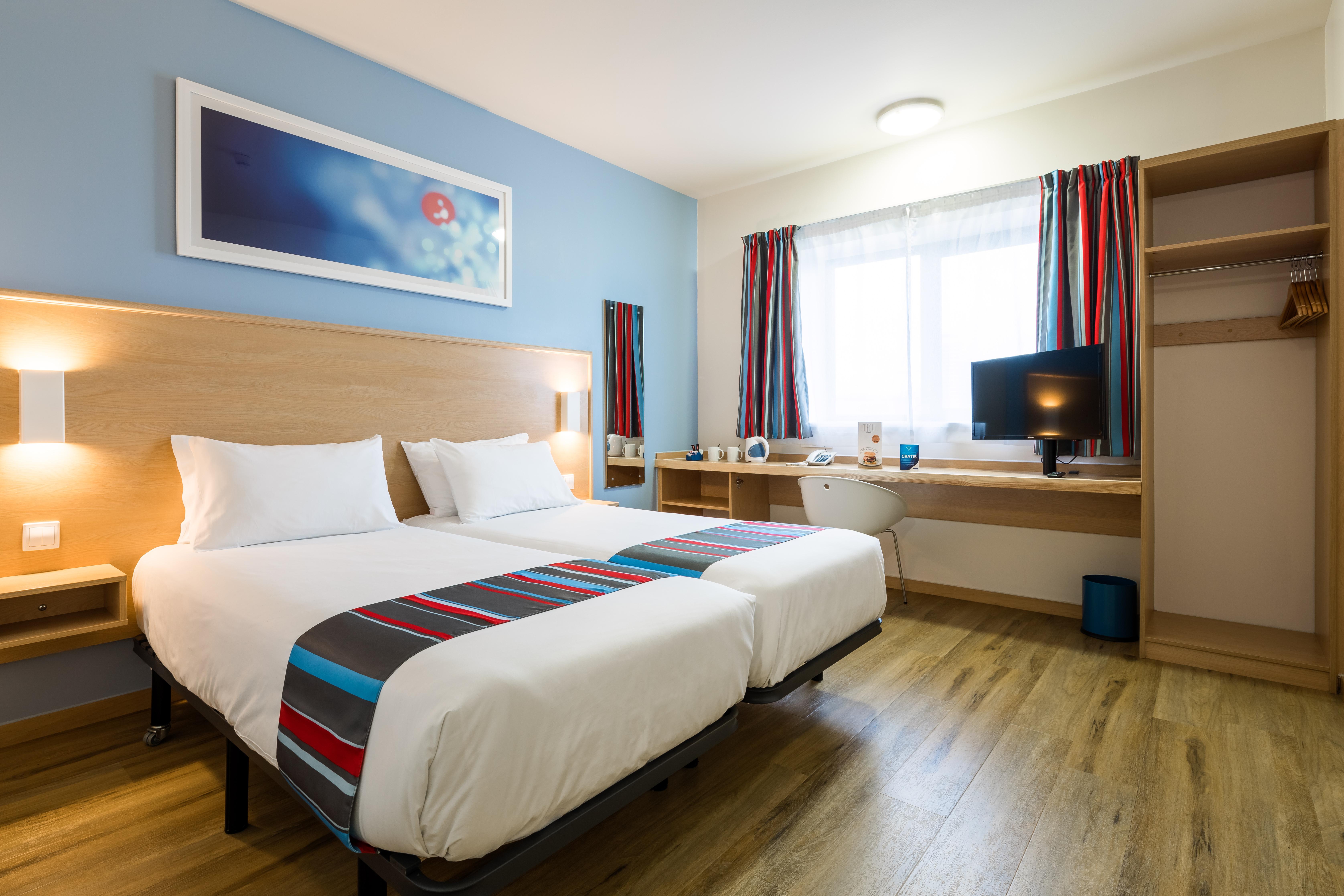 Hotel Travelodge Barcelona Fira 3*