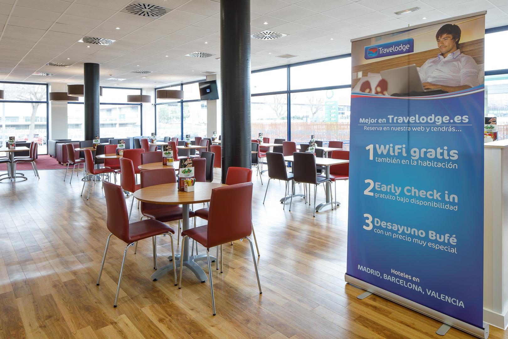 Hotel Travelodge Barcelona Fira 3*
