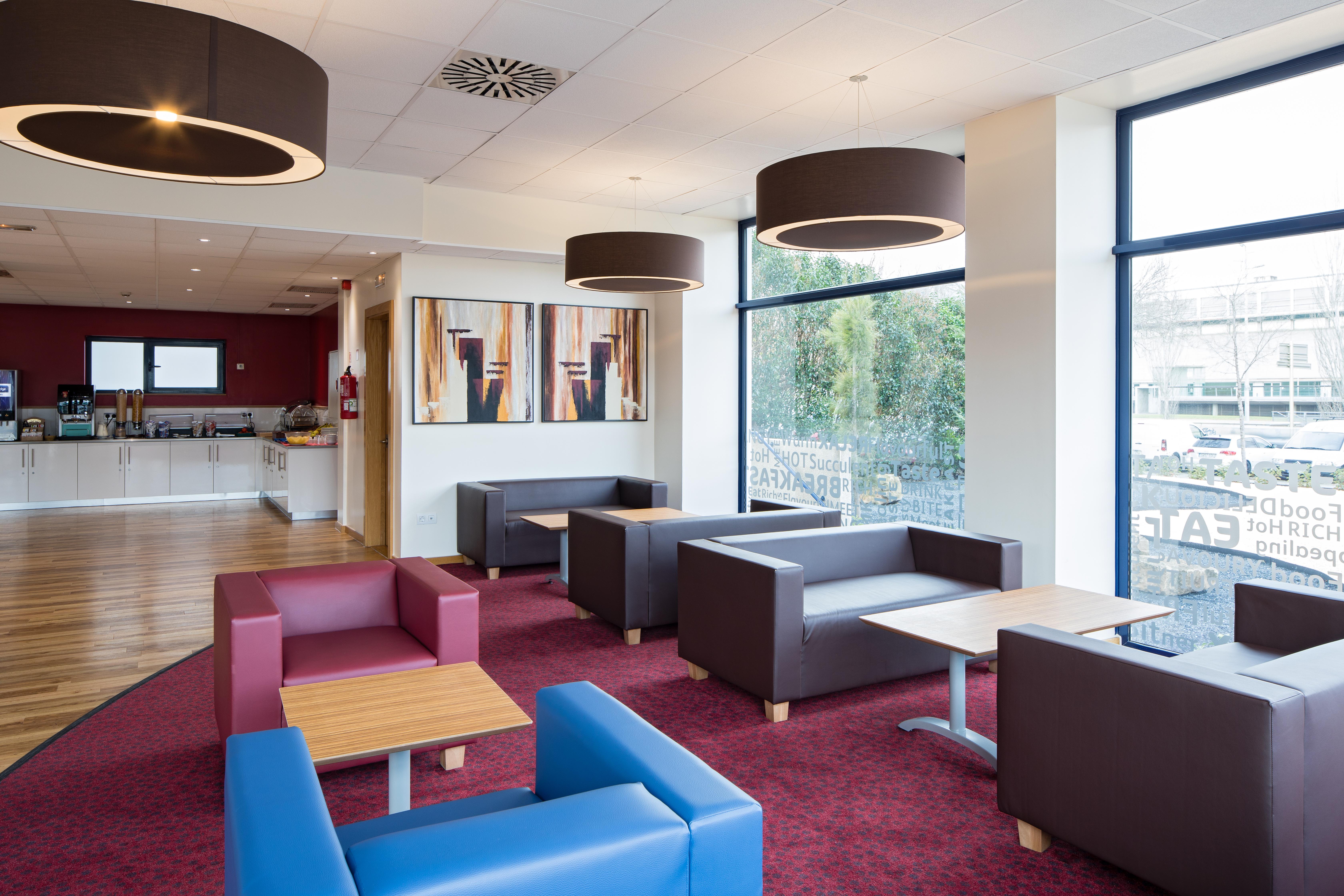 Travelodge Barcelona Fira Hotel