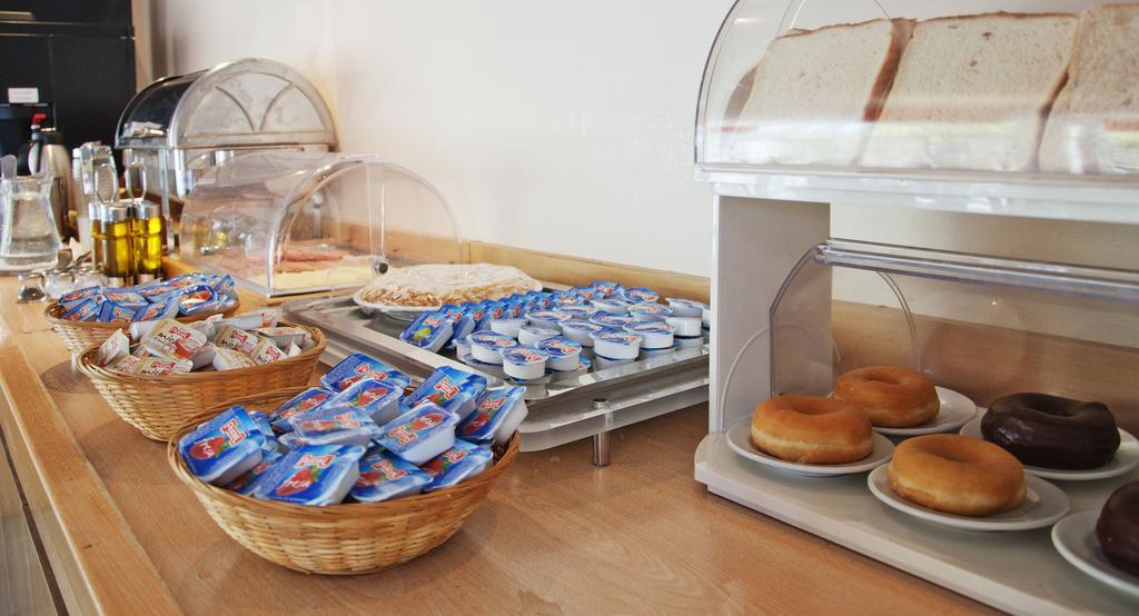 Travelodge Barcelona Fira Hotel L'Hospitalet de Llobregat