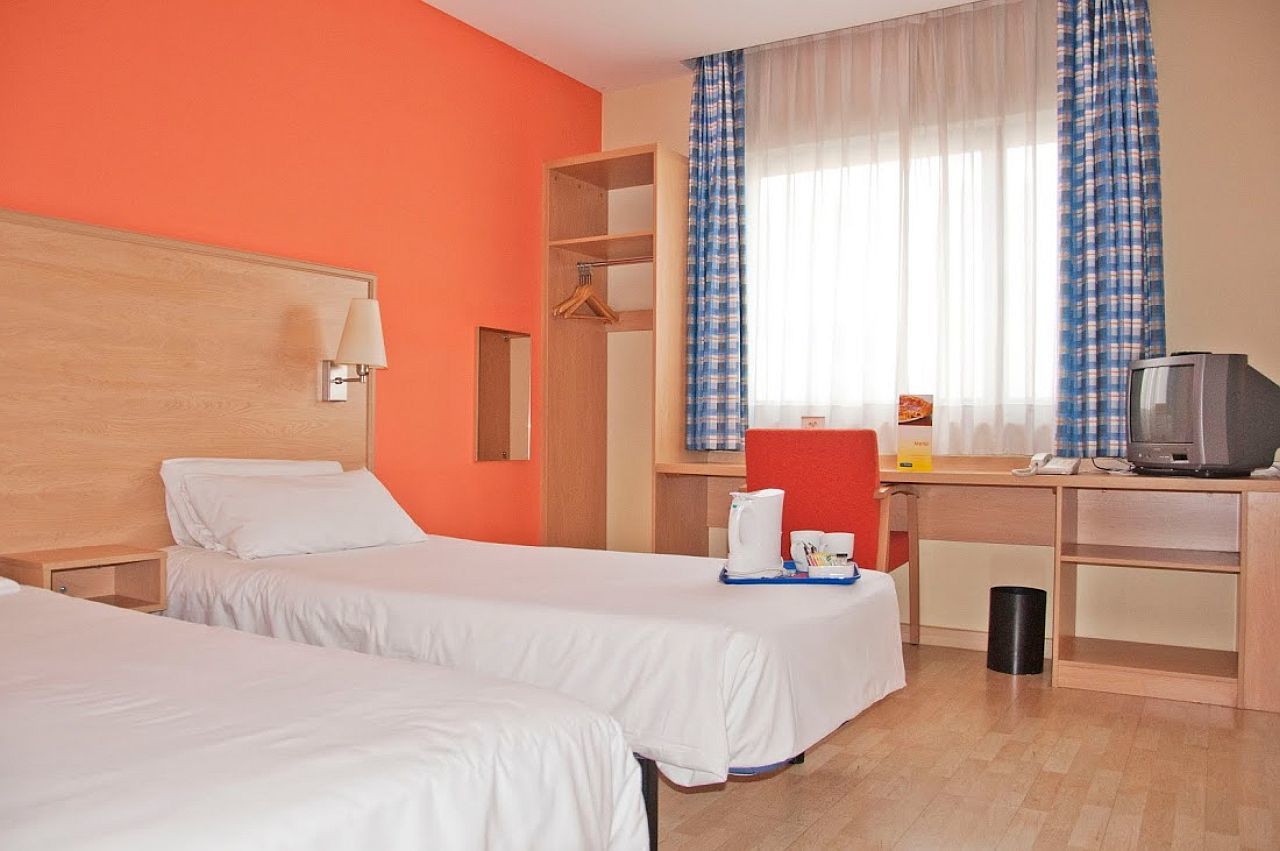 Travelodge Barcelona Fira Hotel