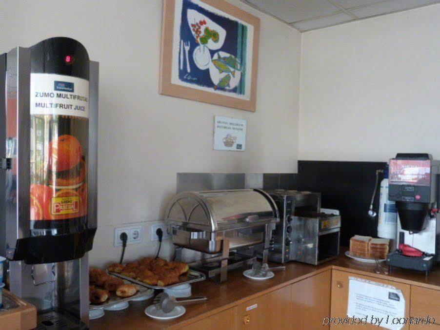 Travelodge Barcelona Fira Hotel